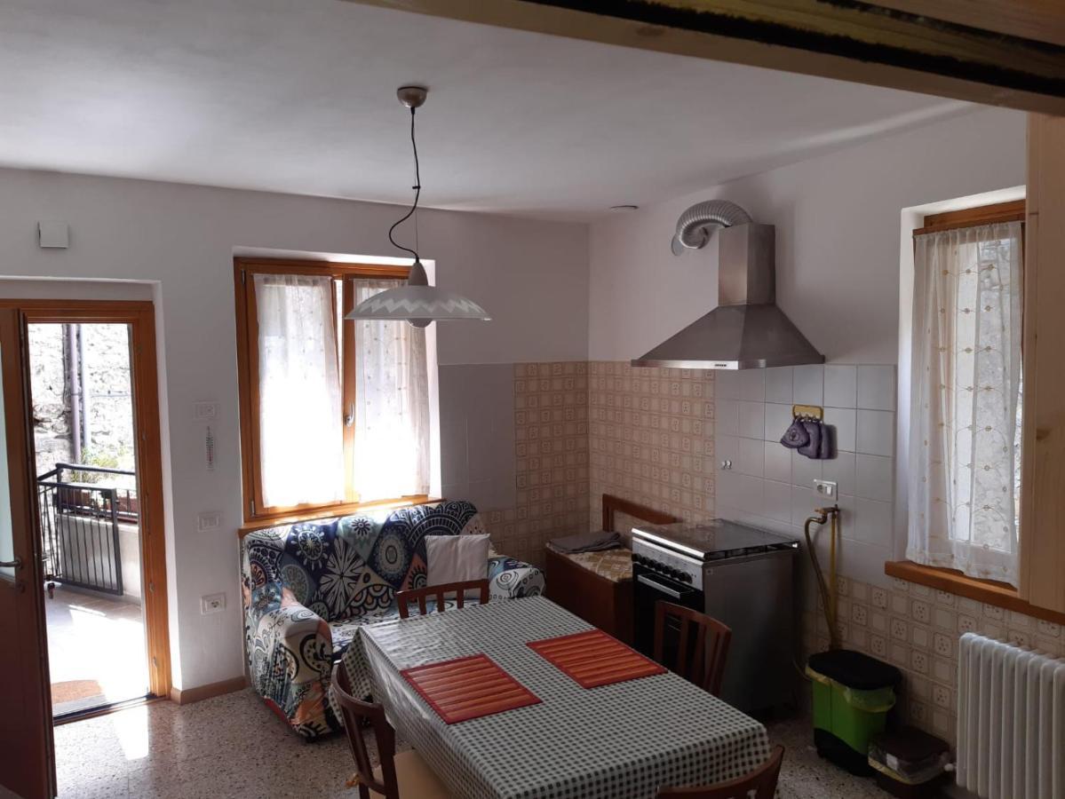 Ca' Berti Appartamento Con Terrazza Ville Del Monte Tenno Exterior foto
